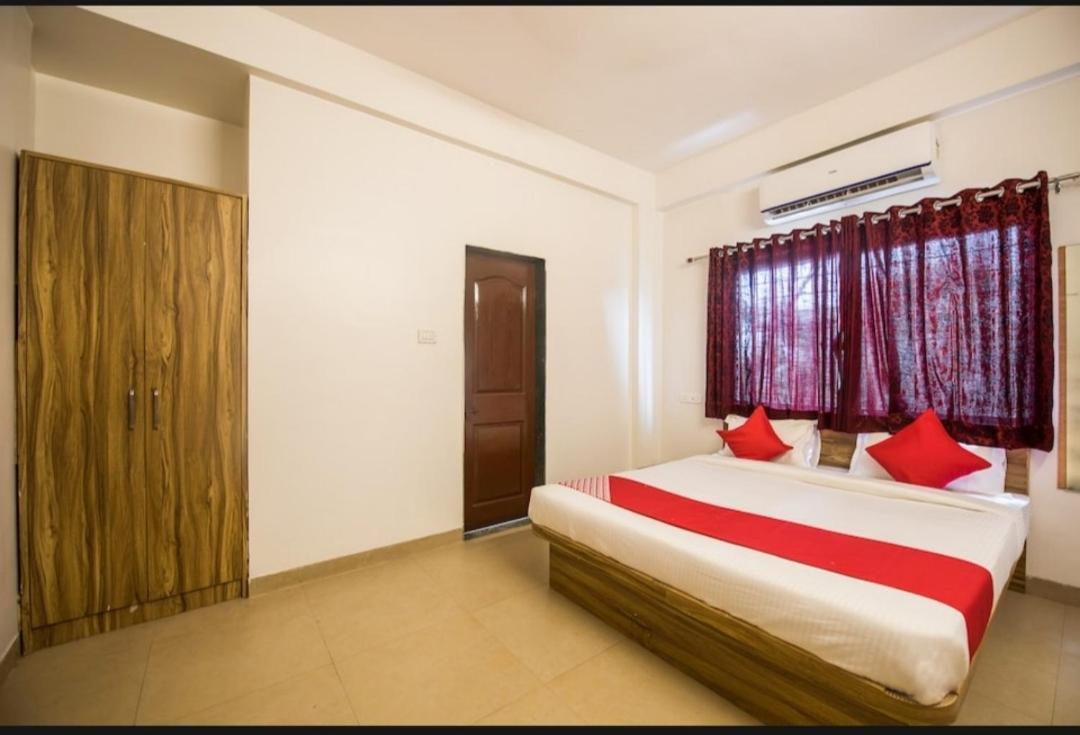 Hotel Primrose *
