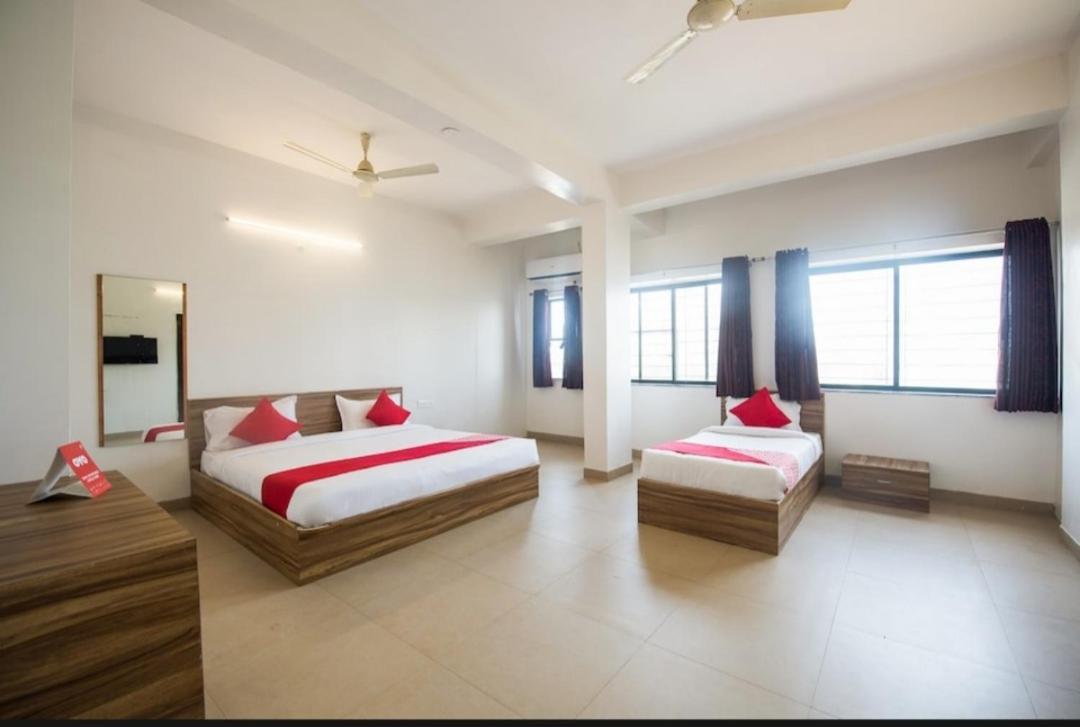 Primrose * Pune